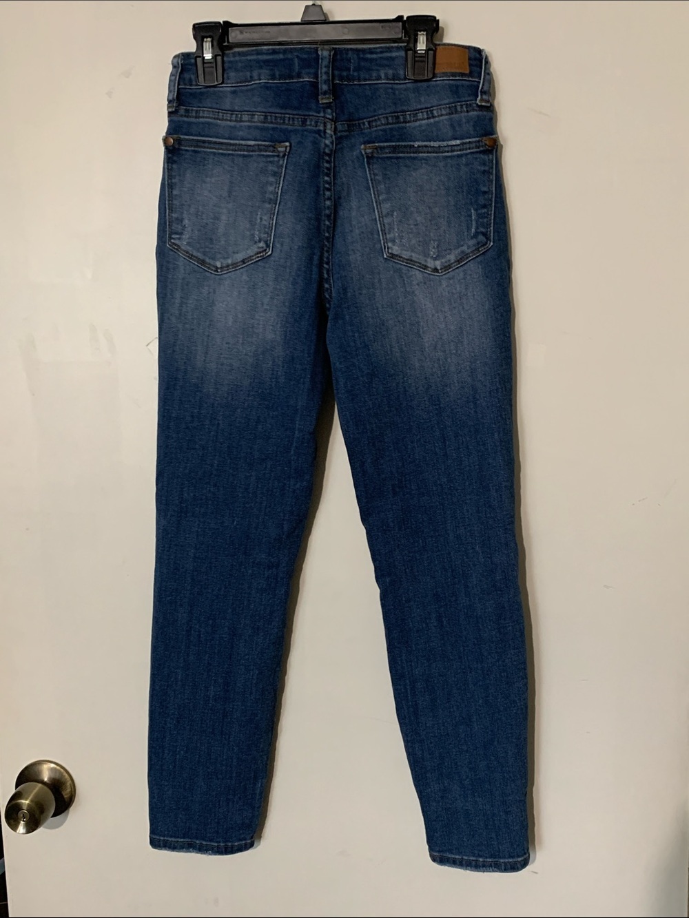 Judy Blue Medium Wash Ripped Skinny Jeans - Picture 3 of 7